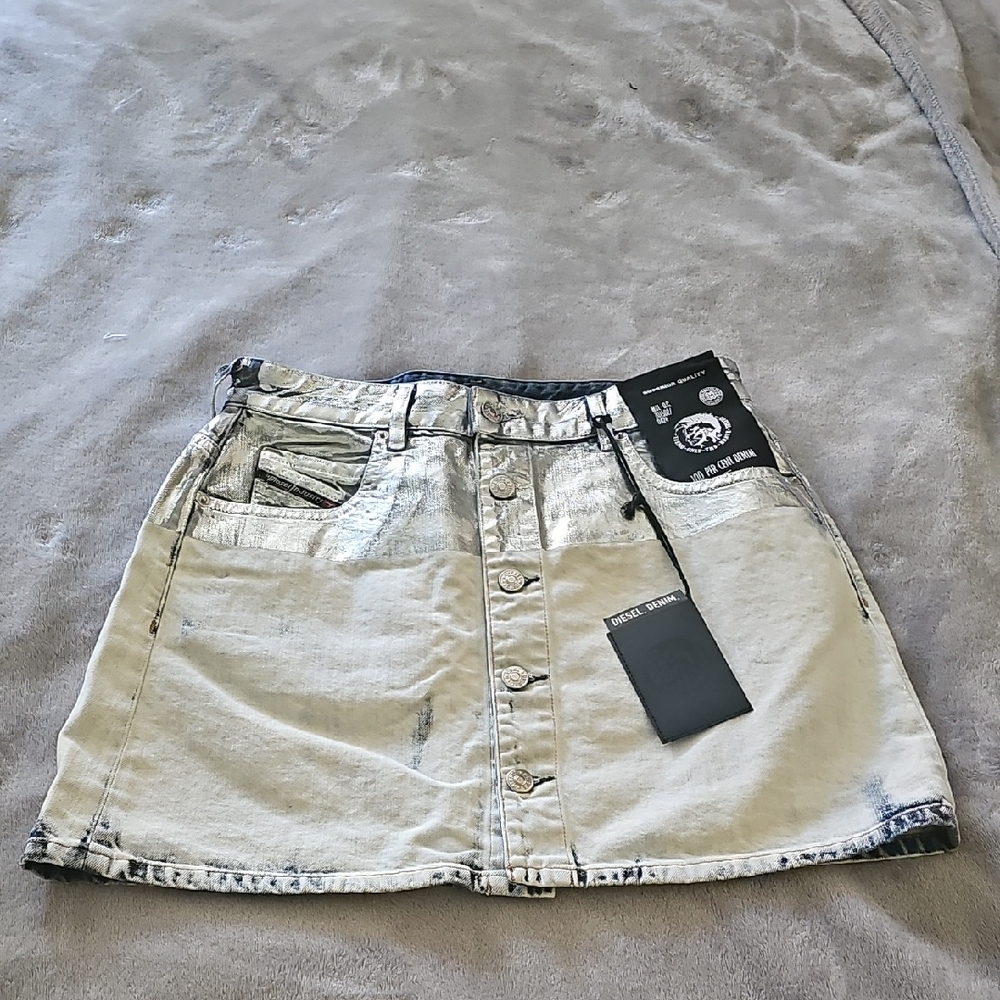 Stylish Denim Skirt with Button Detail